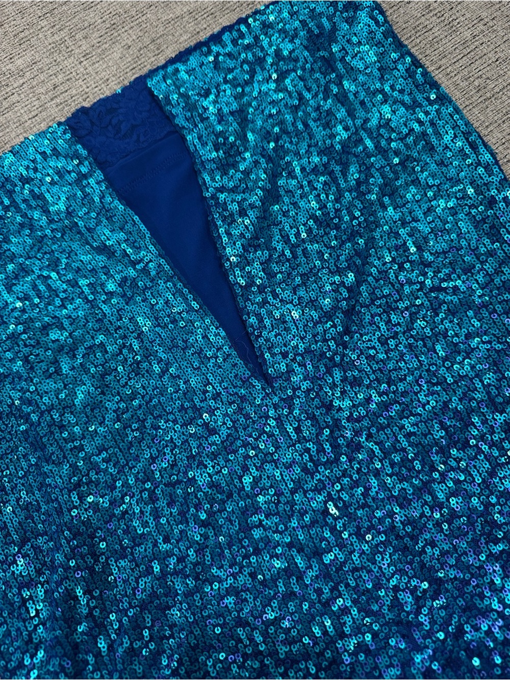 DRESS THE POPULATION Kayden Ombre Sequin Cocktail Dress - Picture 7 of 7